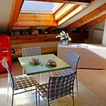 Bed & Breakfast Ananda 4*